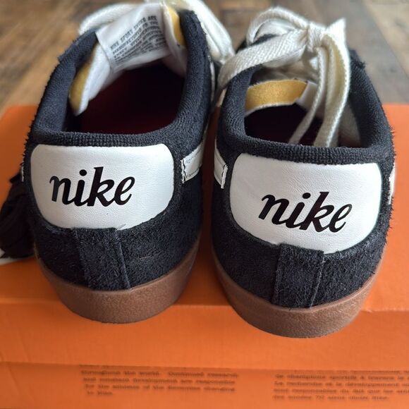 Women's Blazer Low '77 Vintage Suede Casual Sneakers size 9 - Picture 6 of 7